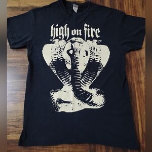 Vintage Y2K HIGH ON FIRE "Snakes For The Divine" Band Tee Cobra Logo Metal MED